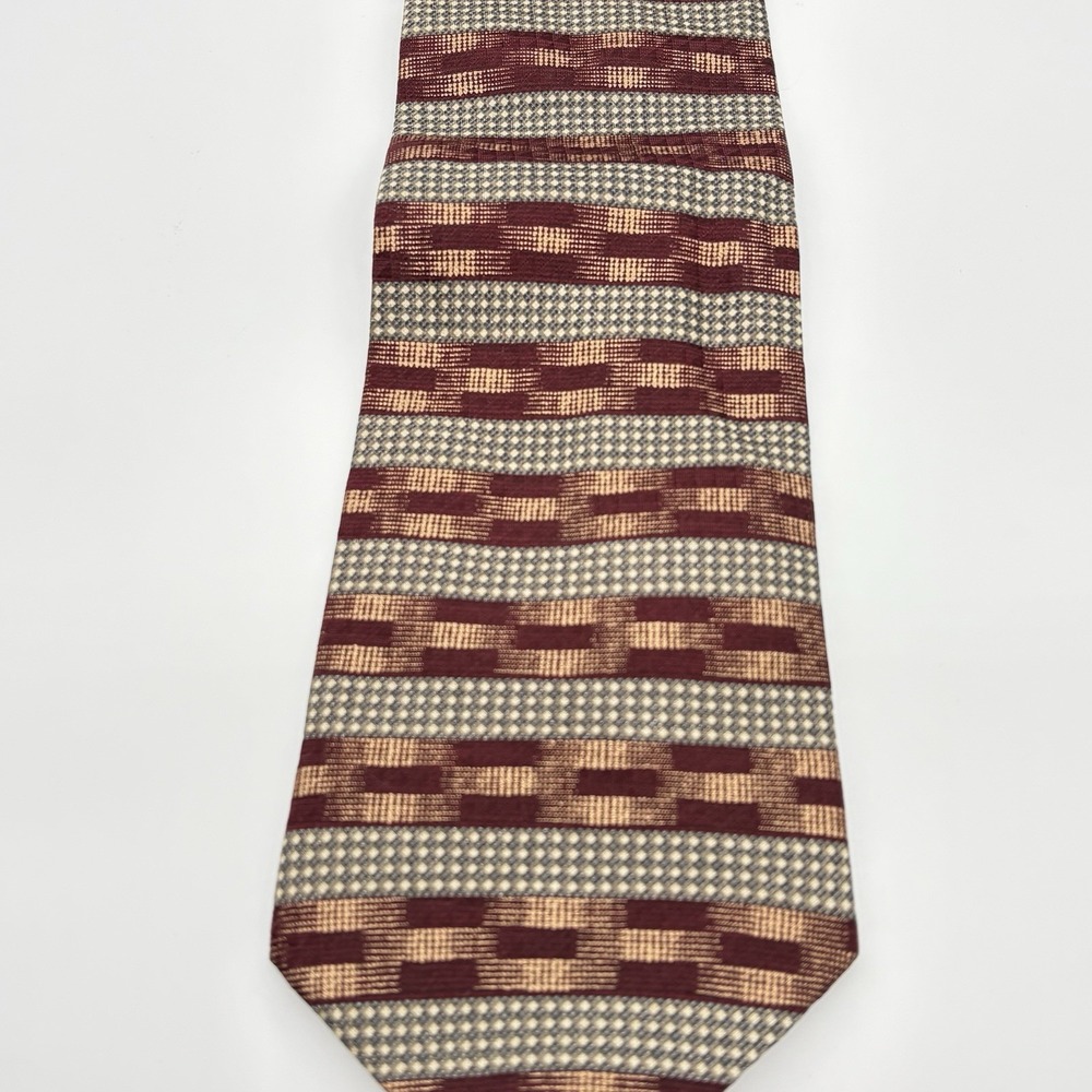 Vintage Claiborne Necktie Maroon & Cream Tones Patterned Design